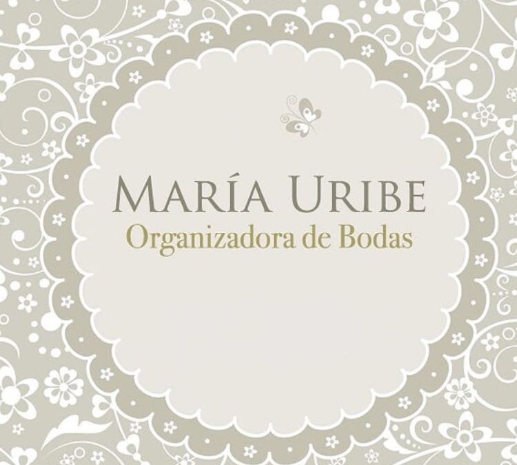 Si vas a casarte y quieres organizar tu propia boda, o deseas montar una empresa de Wedding Planner, puedes seguir el ejemplo de María Uribe